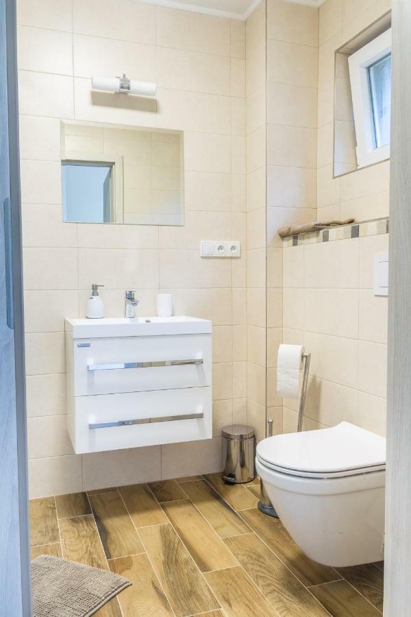 Prazdninovy Dum Dolce II Villa Трутнов Екстериор снимка